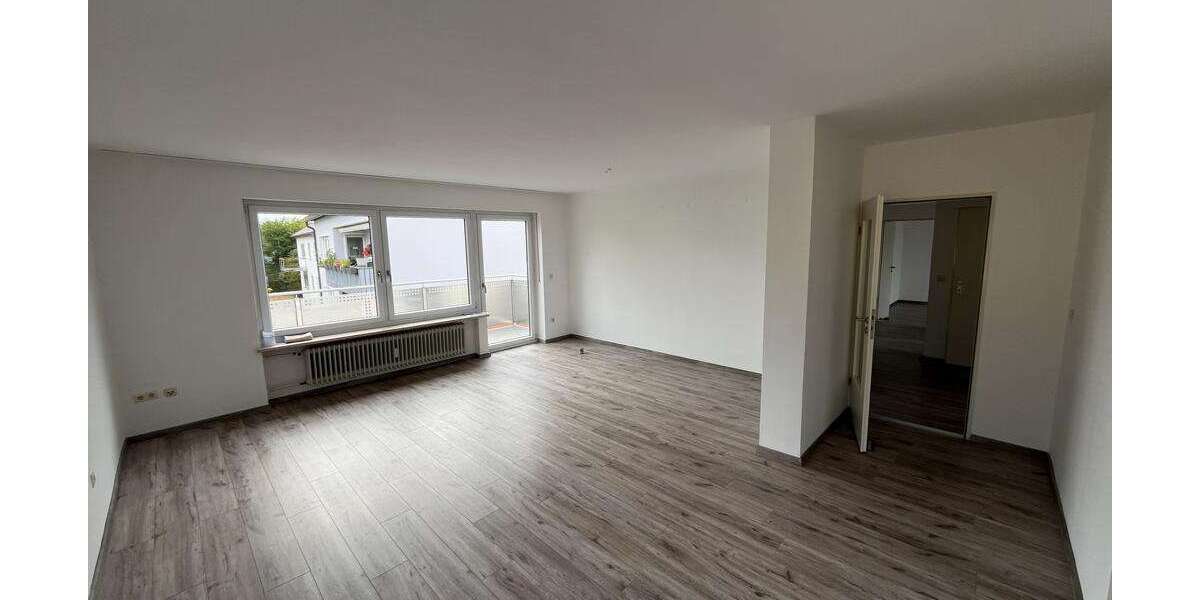 Wohnung zum Mieten in Tegernheim 1.050 € 105 m² 4 zimmer
