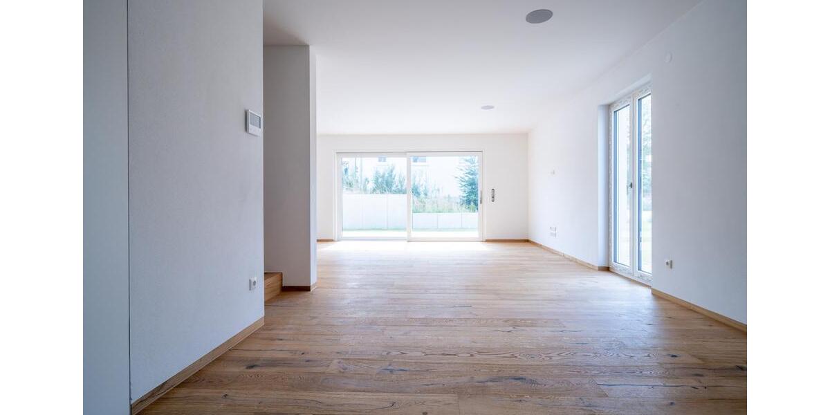 Doppelhaushälfte Aufhausen - 4 Zimmer, 135 m&sup2;, 1.350&euro; | Angebot:26193645