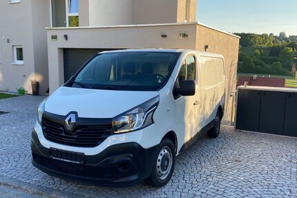 Renault Trafic 141.200 km 9.800 &euro; Rettenbach 93191