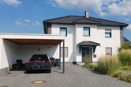 Haus zum Mieten in Wolfsburg 1.955 € 205.8 m²