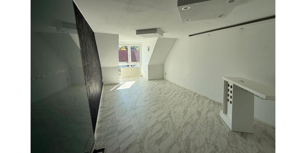 Maisonettenwohnung Nittendorf - 3.5 Zimmer, 103 m&sup2;, 1.200&euro; | Angebot:27609583