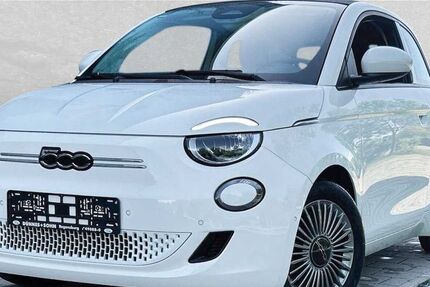 Fiat 500e 18.500 km 24.119 &euro; Regensburg 93059