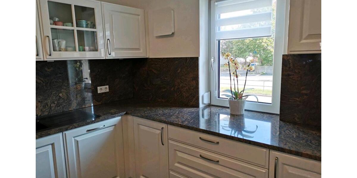 Erdgeschoßwohnung Regensburg Galgenberg - 4 Zimmer, 109 m&sup2;, 1.800&euro; | Angebot:26357926