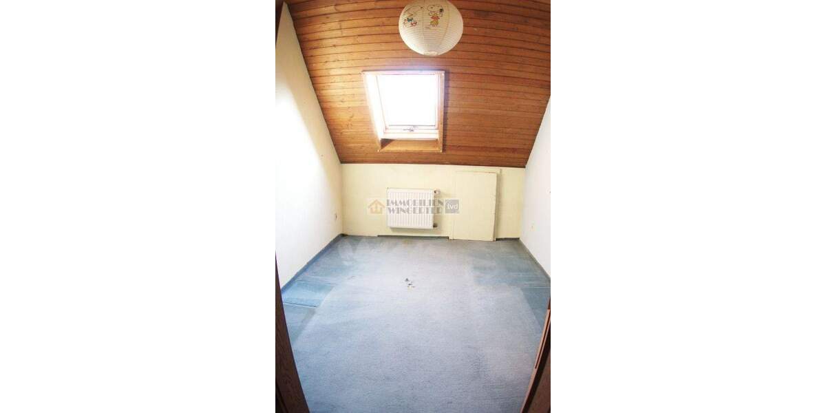 Einfamilienhaus Regensburg Kumpfmühl-Ziegetsdorf-Neuprüll - 6 Zimmer, 168 m&sup2;, 825.000&euro; | Angebot:25702514