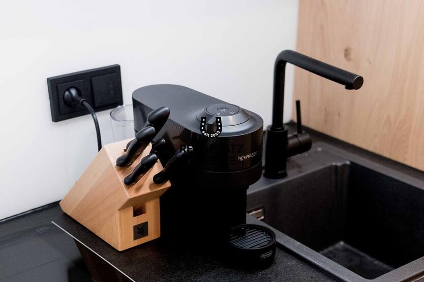 WE1 | Luxus-möblierte 1,5-Zimmer-Wohnung in der Altstadt. - Ab 1 Monat zu mieten. Frei ab 10.02.26 zimmer