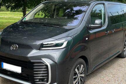 Toyota Proace (Verso) 30.000 km 37.490 &euro; Kallmünz 93183