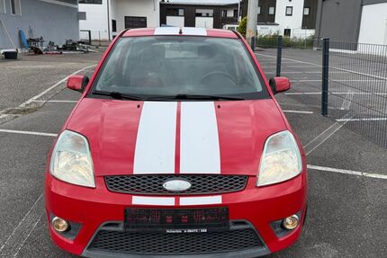 Ford Fiesta 157.000 km 3.990 € Schwandorf 92421