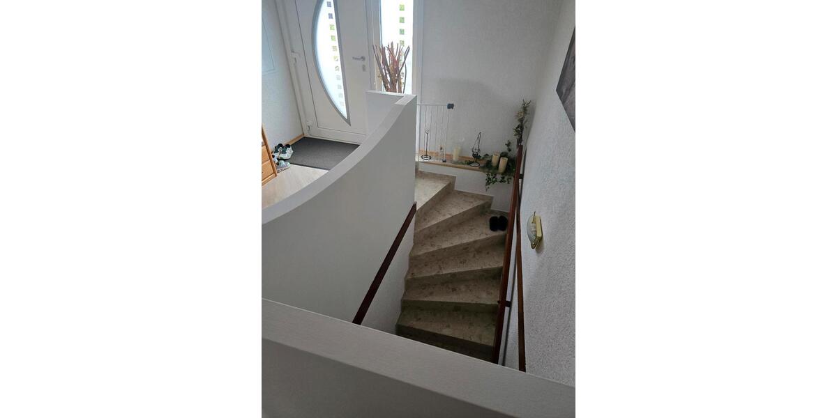 Einfamilienhaus Nittenau - 6 Zimmer, 153 m&sup2;, 489.000&euro; | Angebot:27096375