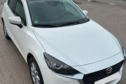Mazda 2 62.900 km 12.890 &euro; Bad Abbach 93077