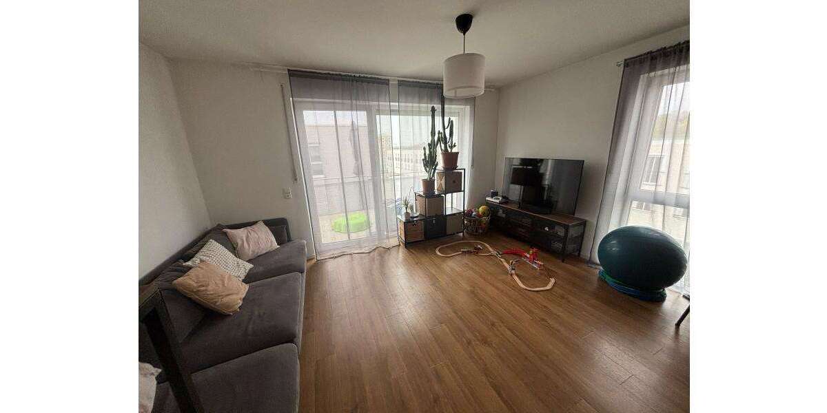 Etagenwohnung Regensburg Brandlberg - 3 Zimmer, 72 m&sup2;, 975&euro; | Angebot:26511176