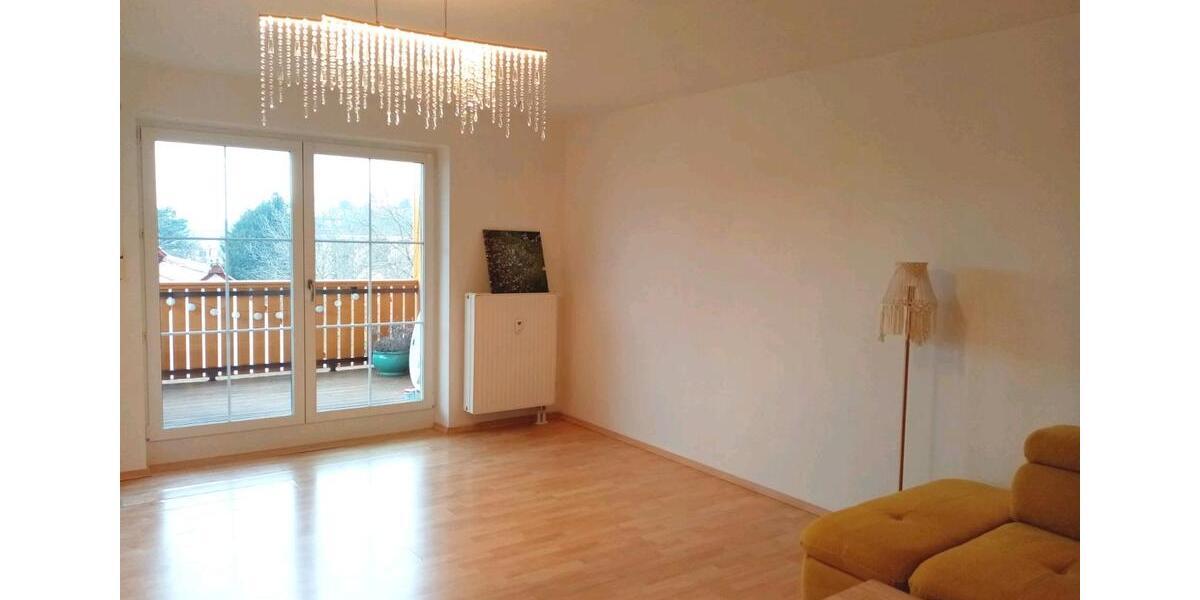 Dachgeschoßwohnung Burglengenfeld - 4 Zimmer, 85 m&sup2;, 299.000&euro; | Angebot:26855948
