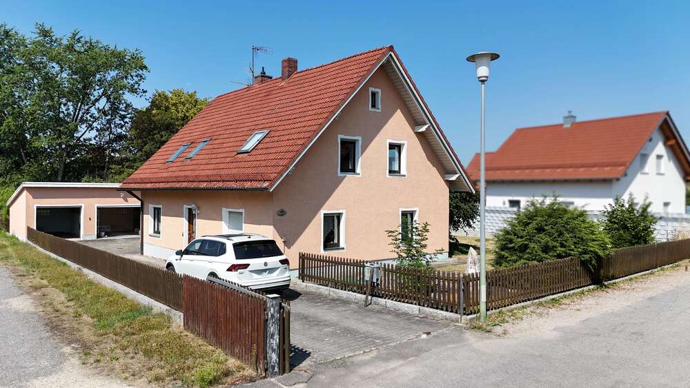 Einfamilienhaus Maxhütte-Haidhof Haidhof - 5 Zimmer, 120 m&sup2;, 441.000&euro; | Angebot:27399017