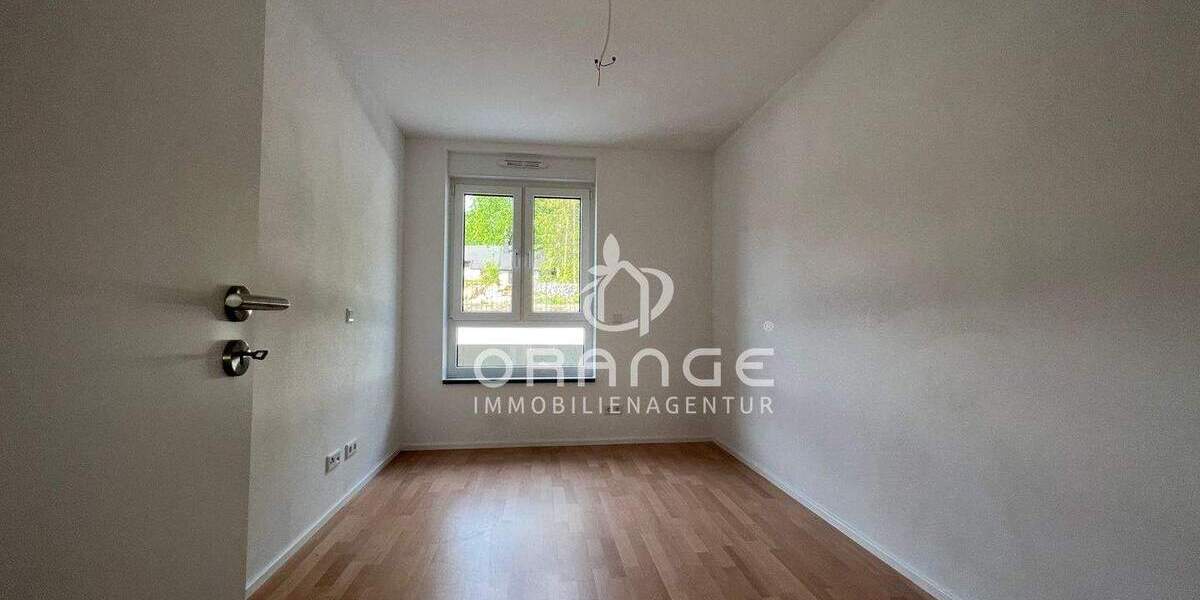 Etagenwohnung Burglengenfeld Augustenhof - 3 Zimmer, 81 m&sup2;, 866&euro; | Angebot:25670730