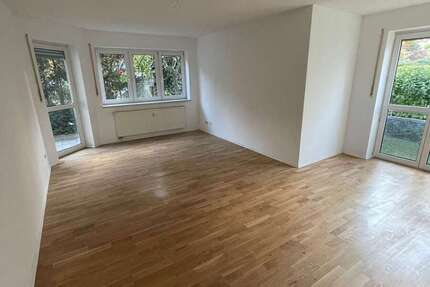 Wohnung zum Mieten in Neutraubling 903,84 € 85.51 m² 4 zimmer