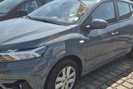 Dacia Sandero 16.450 km 15.990 &euro; Beratzhausen 93176