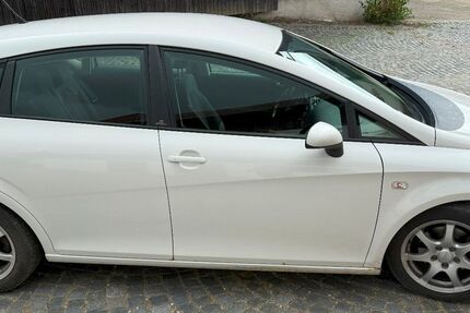 Seat Leon 174.000 km 2.750 € Abensberg 93326