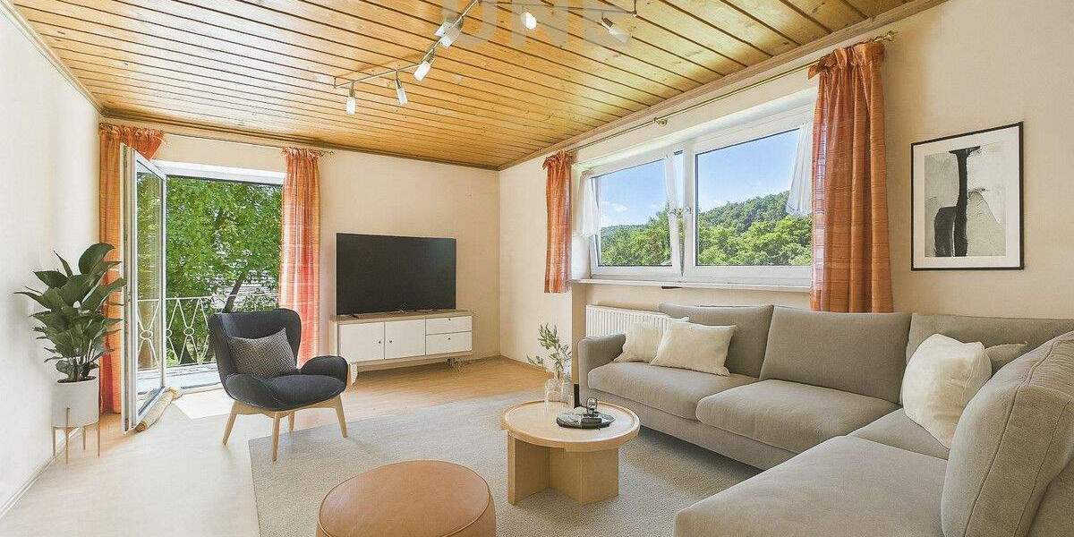 Mehrfamilienhaus, Wohnhaus Nittendorf / Etterzhausen Etterzhausen-Goldberg - 8 Zimmer, 251 m&sup2;, 635.000&euro; | Angebot:23958475