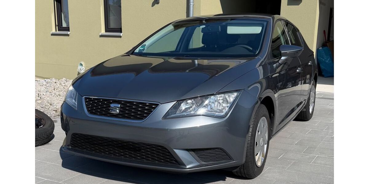 Seat Leon 72.000 km 9.300 &euro; Wald 93192