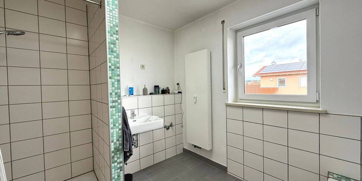 Etagenwohnung Schierling - 3 Zimmer, 88 m&sup2;, 800&euro; | Angebot:26118271