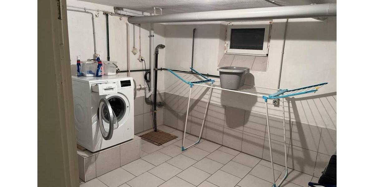 Haus in Tegernheim 100m2, plus 500m2 Grundstück mit Terasse 3 zimmer