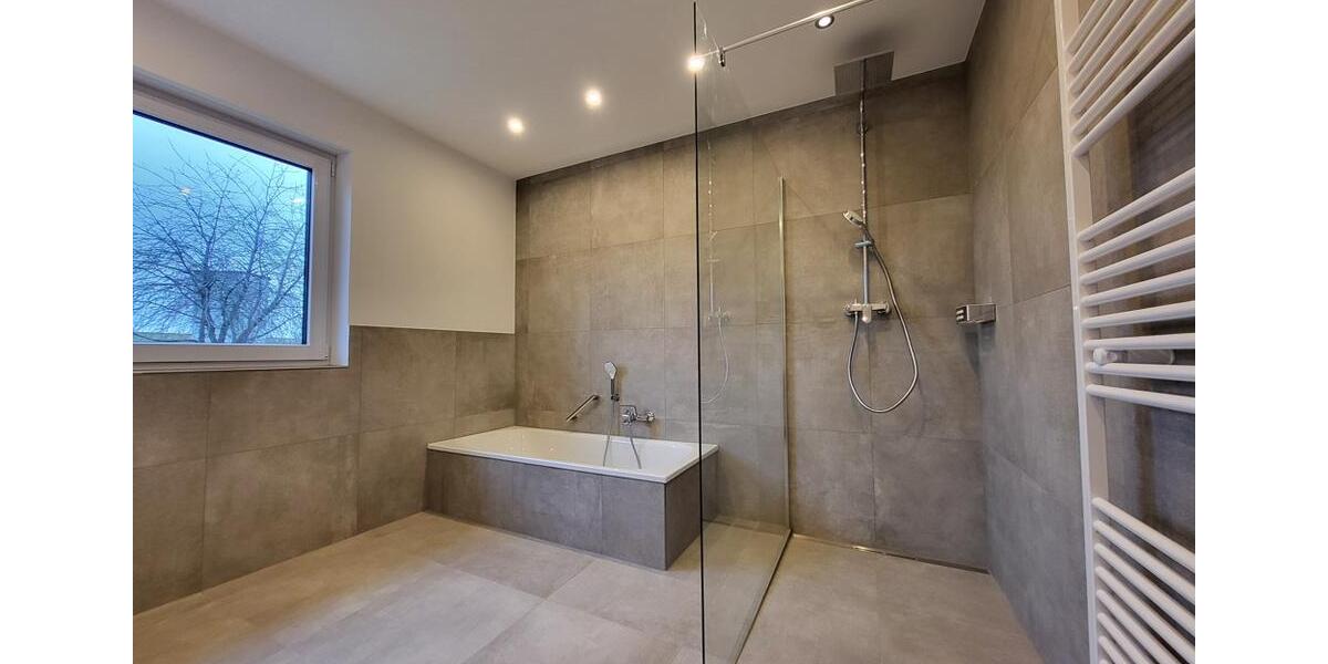 Erstbezug: Großesu, exklusiv saniertes Wohnhaus - RESERVIERT 6 zimmer