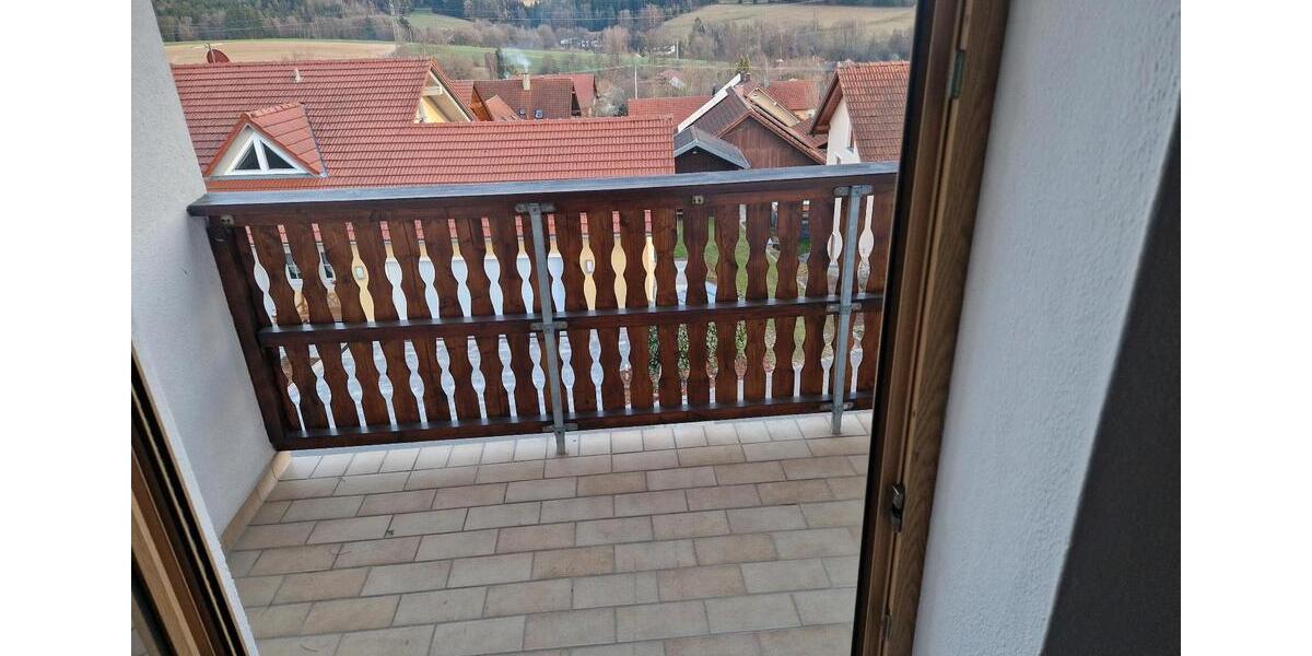 Dachgeschoßwohnung Falkenstein - 3.5 Zimmer, 114 m&sup2;, 700&euro; | Angebot:26439405