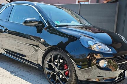 Opel Adam 63.000 km 11.995 &euro; Ihrlerstein 93346