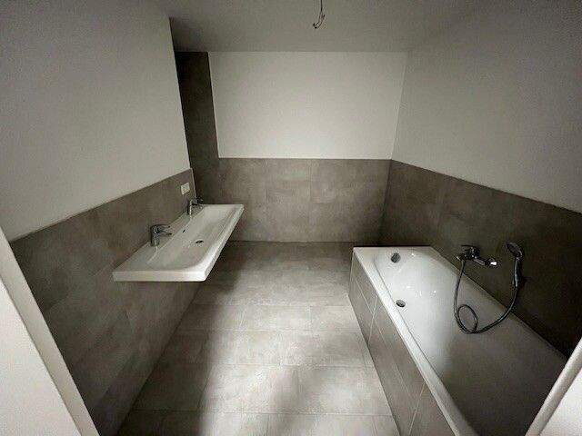 Etagenwohnung Regensburg / Reinhausen Reinhausen - 3 Zimmer, 85 m&sup2;, 1.600&euro; | Angebot:25686023