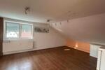 Dachgeschoßwohnung Teublitz - 3 Zimmer, 95 m&sup2;, 750&euro; | Angebot:26614943