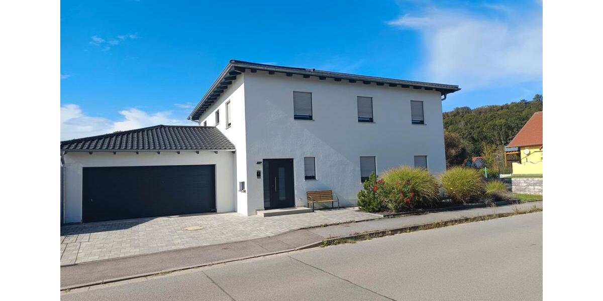 Einfamilienhaus Teublitz - 7 Zimmer, 218 m&sup2;, 799.000&euro; | Angebot:26043067