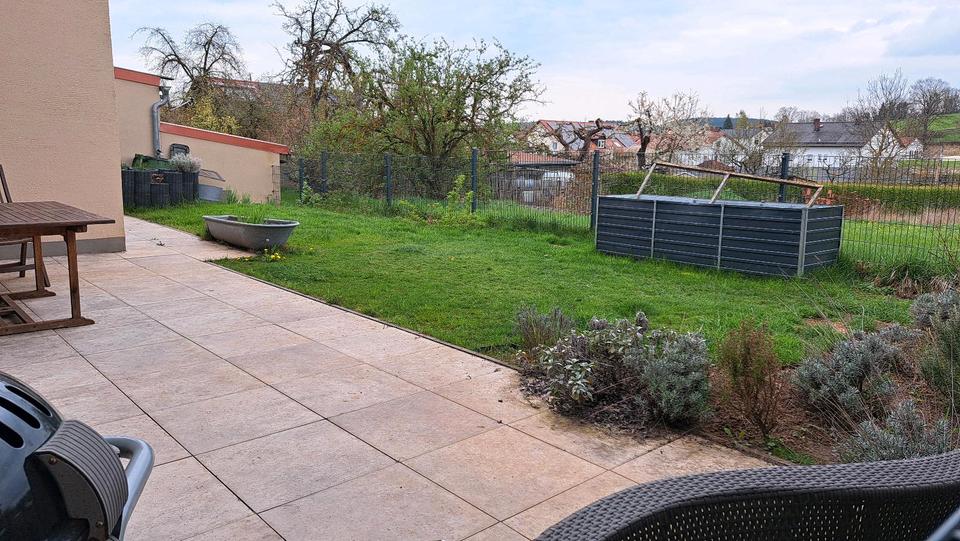 Erdgeschoßwohnung Kallmünz - 4 Zimmer, 143 m&sup2;, 1.250&euro; | Angebot:26396940