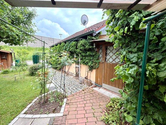 Doppelhaushälfte Wenzenbach - 4 Zimmer, 107 m&sup2;, 450.000&euro; | Angebot:27081408