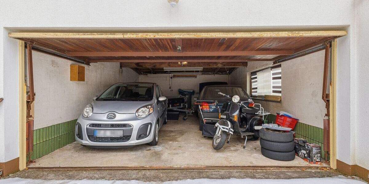 Einfamilienhaus Undorf Undorf - 7 Zimmer, 208 m&sup2;, 599.000&euro; | Angebot:25779834