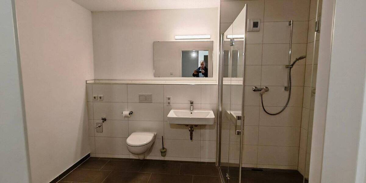 Etagenwohnung Regensburg Ostenviertel - 2 Zimmer, 68 m&sup2;, 1.060&euro; | Angebot:26106069