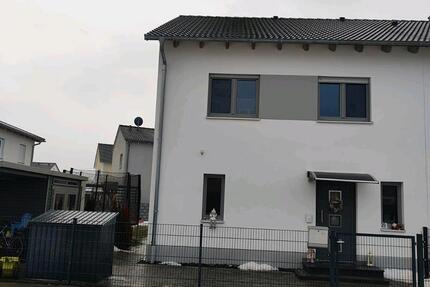 Moderne Doppelhaushälfte im Neubaugebiet Barbing – Baujahr 2020 5 zimmer