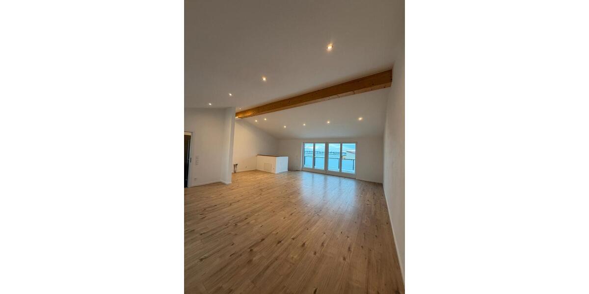 Maisonettenwohnung Barbing - 5.5 Zimmer, 140 m&sup2;, 1.750&euro; | Angebot:26464327