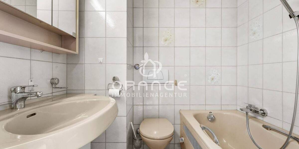 Reihenmittelhaus Regensburg Konradsiedlung-Wutzlhofen - 5 Zimmer, 131 m&sup2;, 439.750&euro; | Angebot:26796413