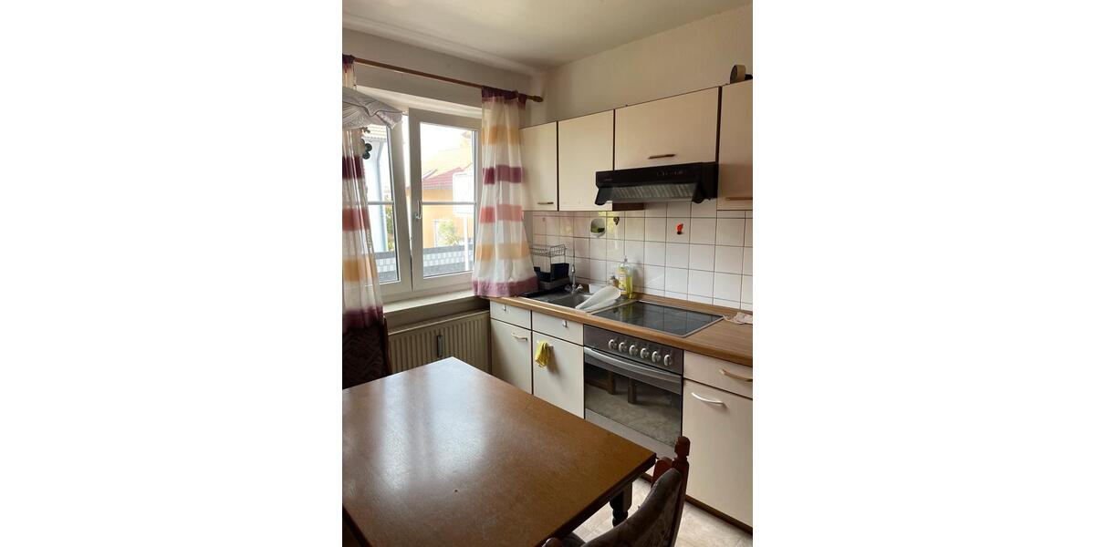 Etagenwohnung Regensburg Konradsiedlung - 5 Zimmer, 85 m&sup2;, 1.500&euro; | Angebot:26502767