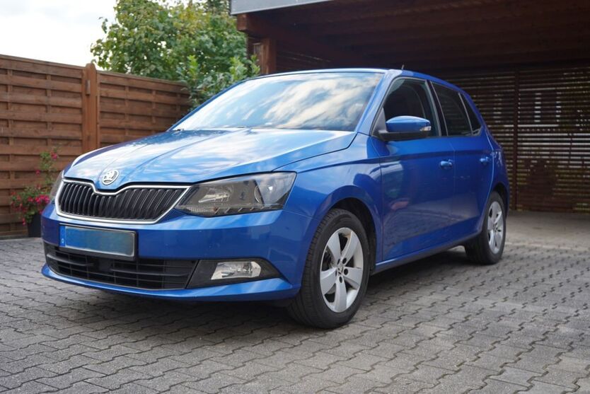 Skoda Fabia 128.000 km 7.990 € Neufahrn i.NB 84088