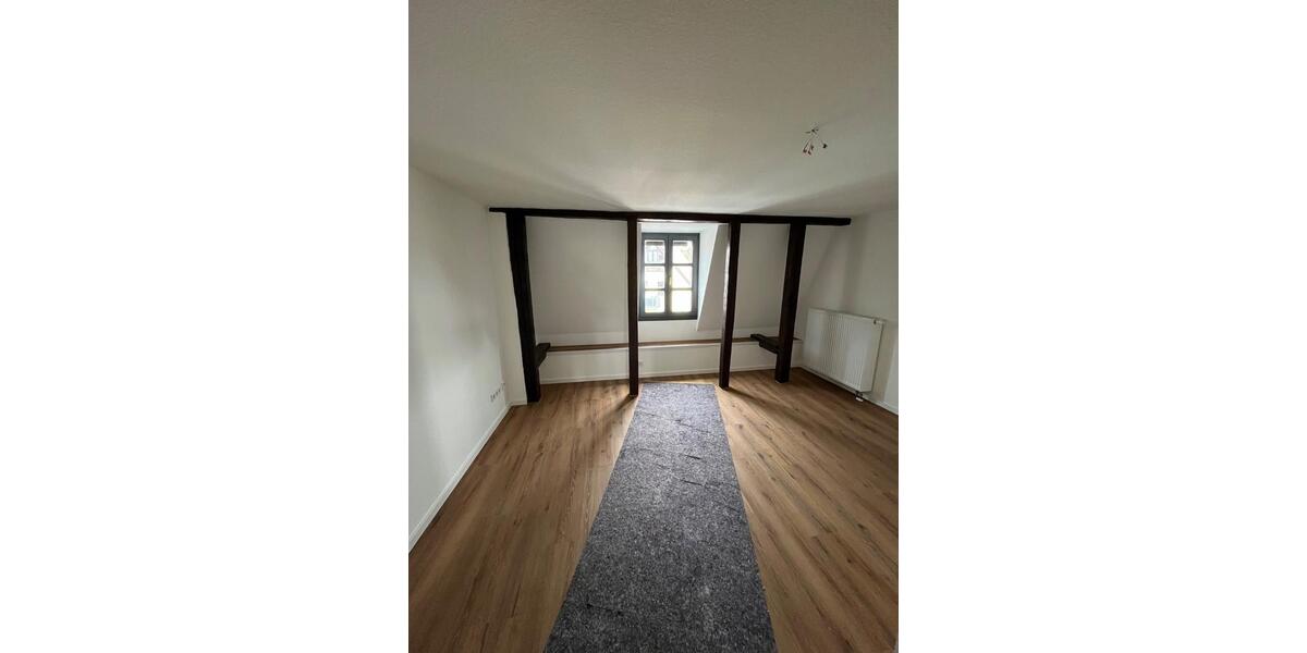 Etagenwohnung Mintraching - 5 Zimmer, 110 m&sup2;, 520&euro; | Angebot:25540045
