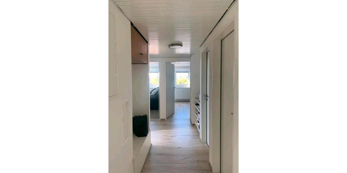 Dachgeschoßwohnung Regensburg Gallingkofen - 3 Zimmer, 45 m&sup2;, 800&euro; | Angebot:25343913