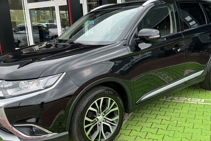 Mitsubishi Outlander 122.337 km 15.990 &euro; Burglengenfeld 93133