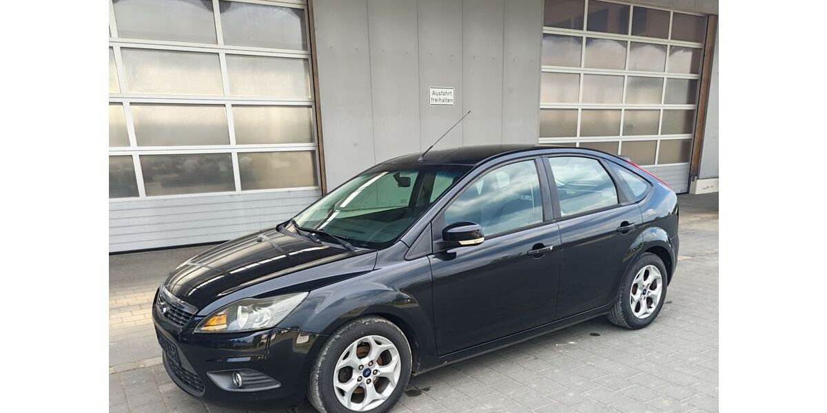 Ford Focus 204.086 km 2.950 &euro; Abensberg 93326