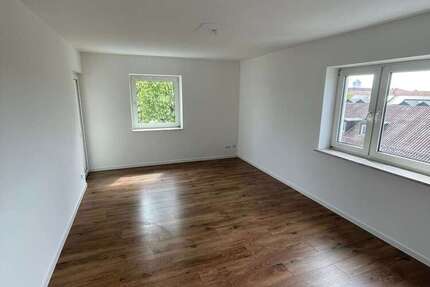 Wohnung zum Mieten in Neutraubling 470,08 € 58.25 m²