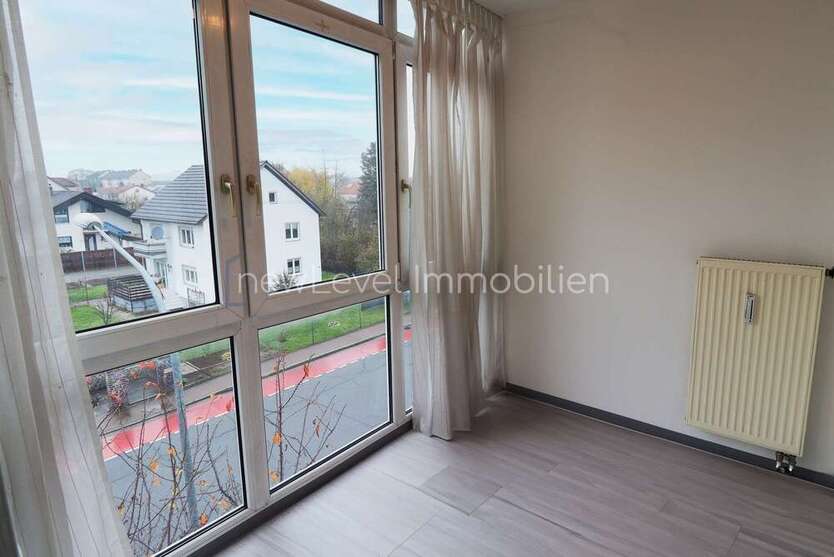 Wohnung zum Kaufen in Neutraubling 253.821 € 69.54 m²