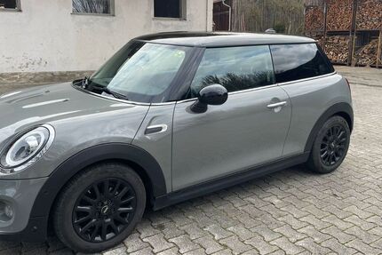 Mini Cooper 104.000 km 13.200 &euro; Laberweinting 84082