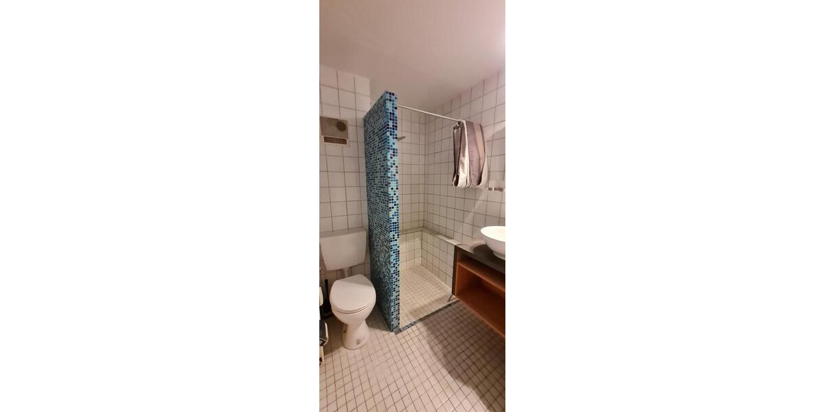 Helle, offene Maisonette-Wohnung mit Balkon im Kasernenviertel 2 zimmer