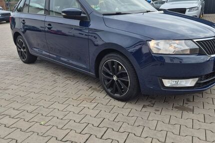 Skoda Rapid 222.139 km 4.999 &euro; Hemau 93155