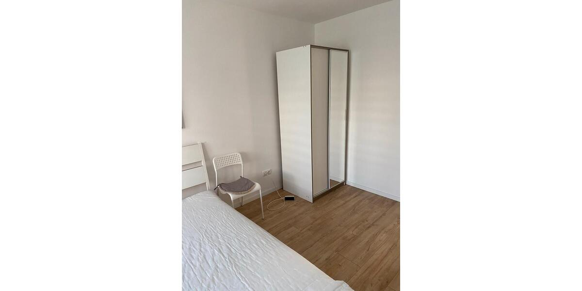 Etagenwohnung Regensburg Konradsiedlung - 3 Zimmer, 65 m&sup2;, 1.000&euro; | Angebot:26224037