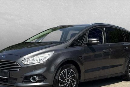 Ford S-Max 86.600 km 13.675 &euro; Regensburg 93059